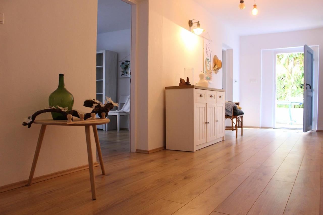 Blue Harbour No. 15 Apartment Veli Iž Екстериор снимка