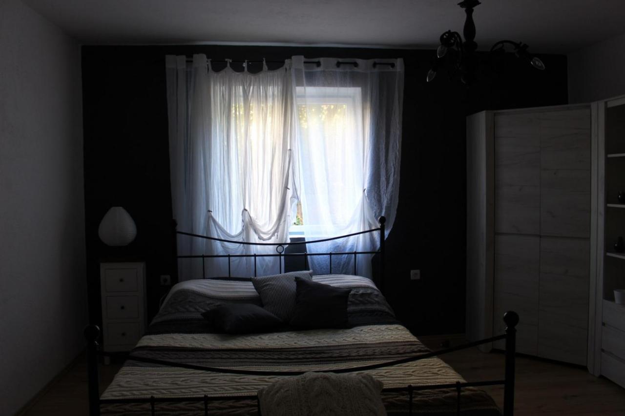 Blue Harbour No. 15 Apartment Veli Iž Екстериор снимка